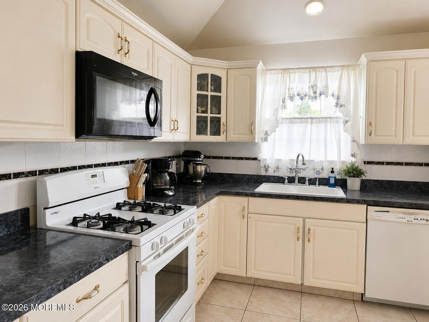 83 Westport Drive Toms River NJ 08757