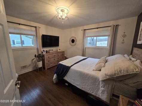 5 Stratton Place Middletown NJ 07748