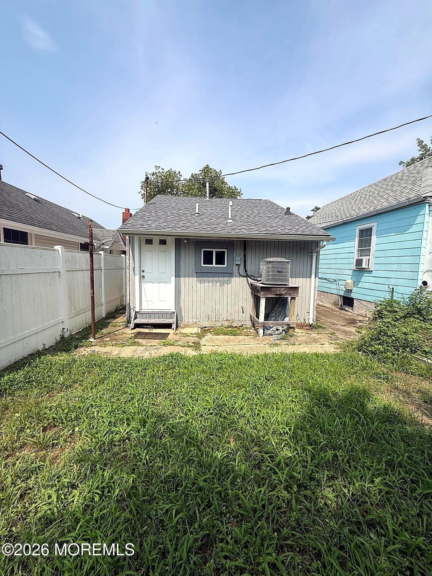 22 Seaside Place Keansburg NJ 07734