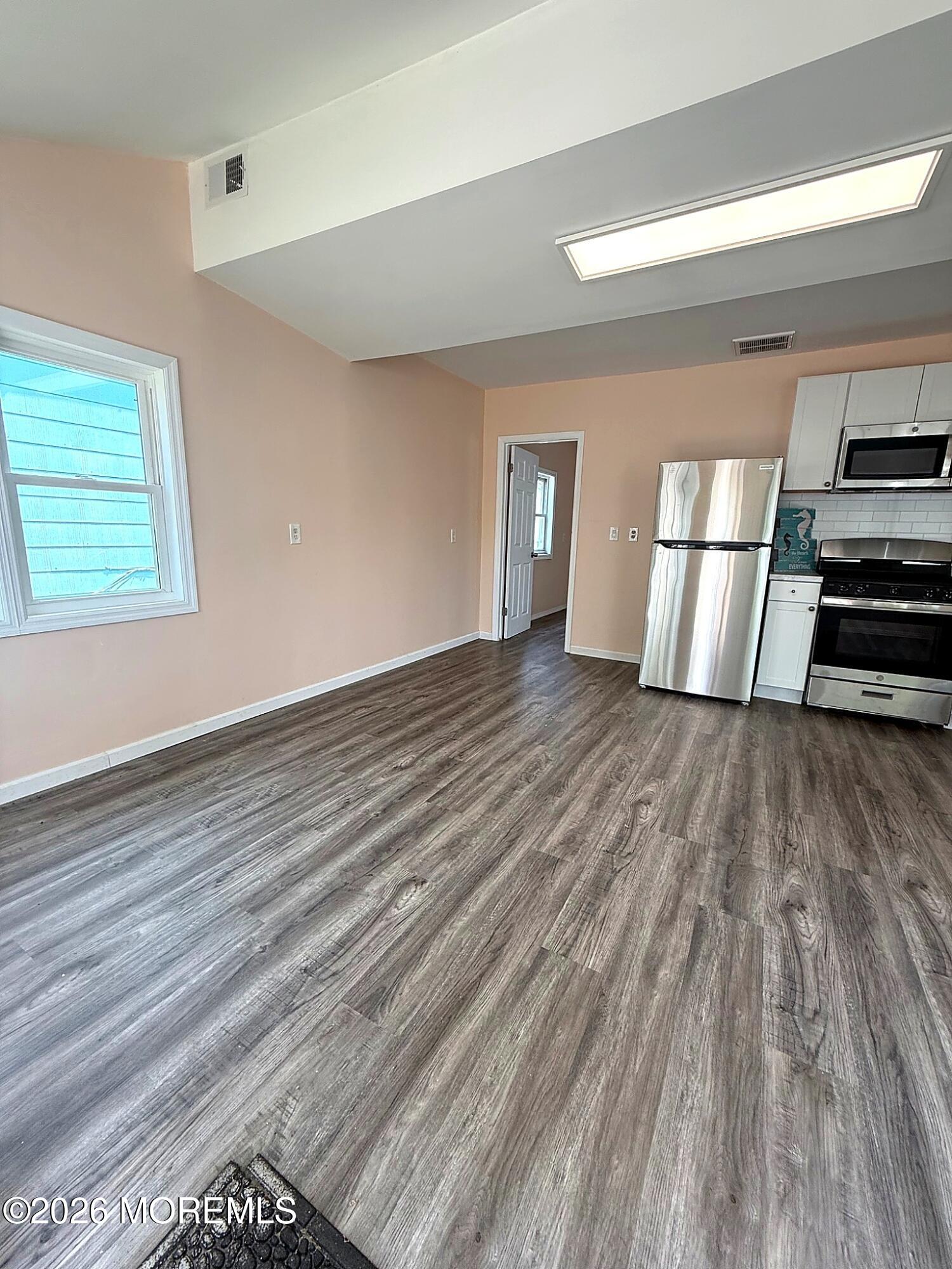 22 Seaside Place Keansburg NJ 07734