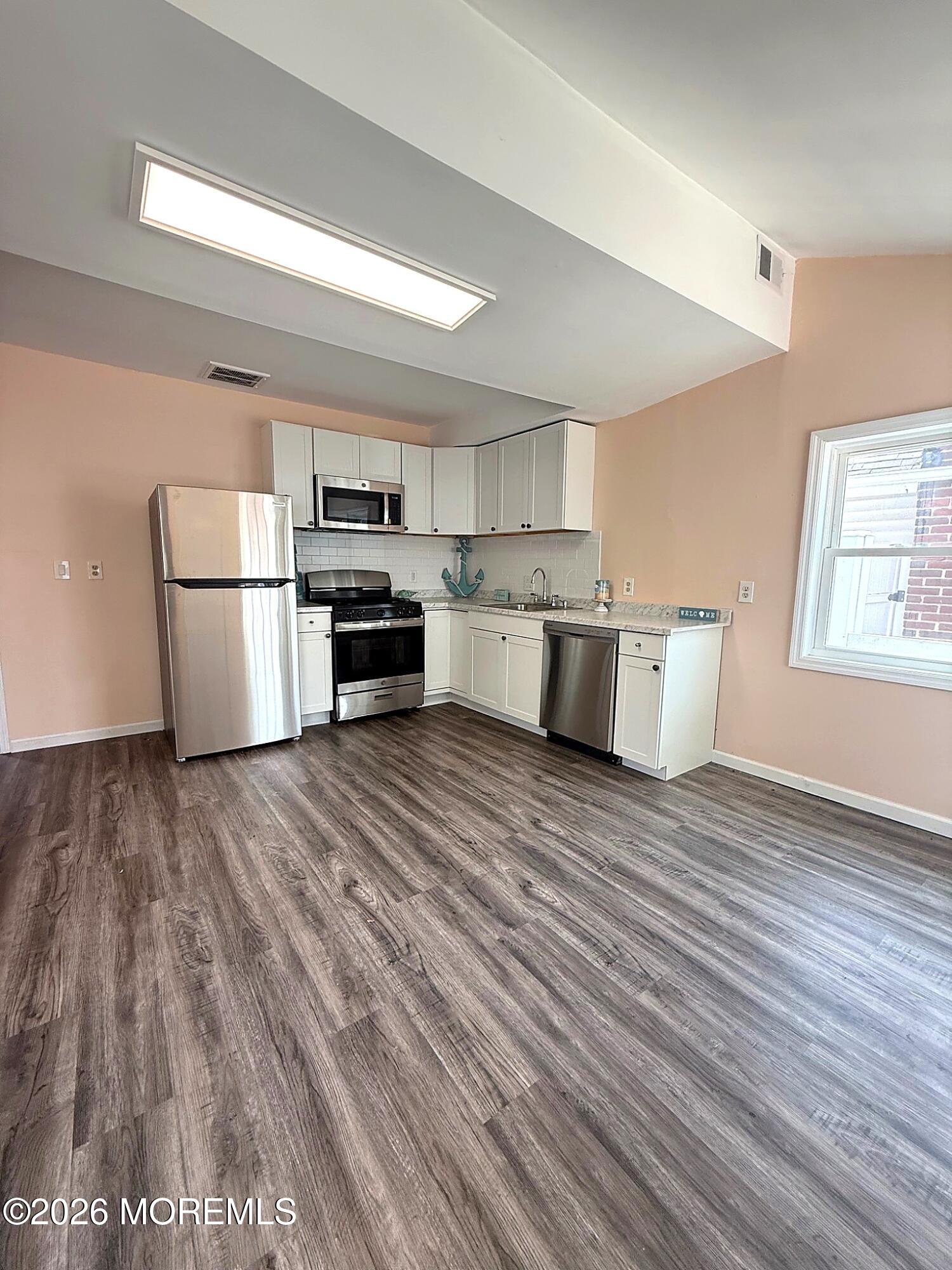 22 Seaside Place Keansburg NJ 07734