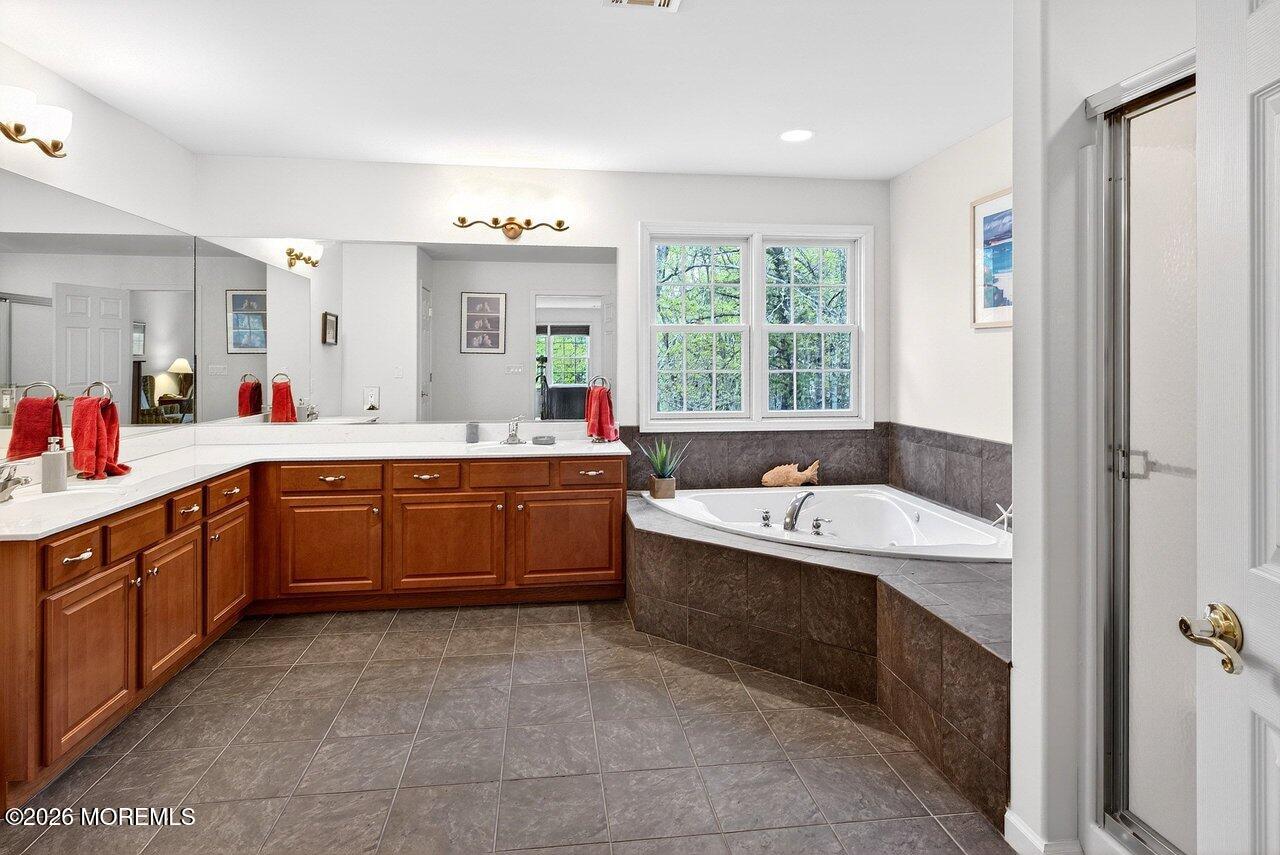 77 Hemlock Drive New Egypt NJ 08533