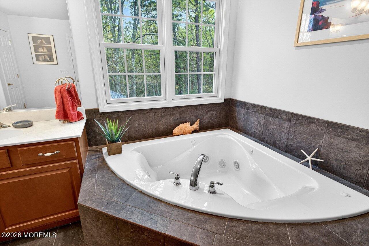 77 Hemlock Drive New Egypt NJ 08533