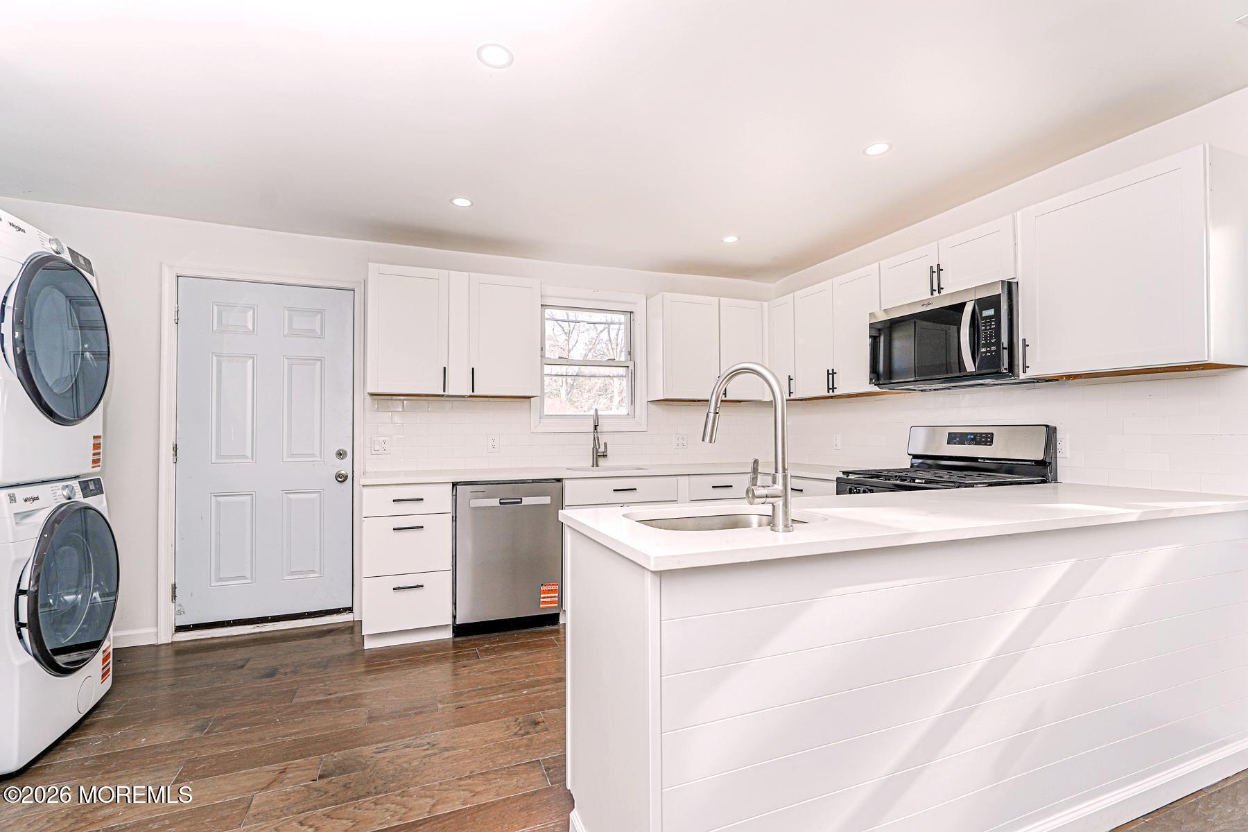 144 Monmouth Road Oakhurst NJ 07755
