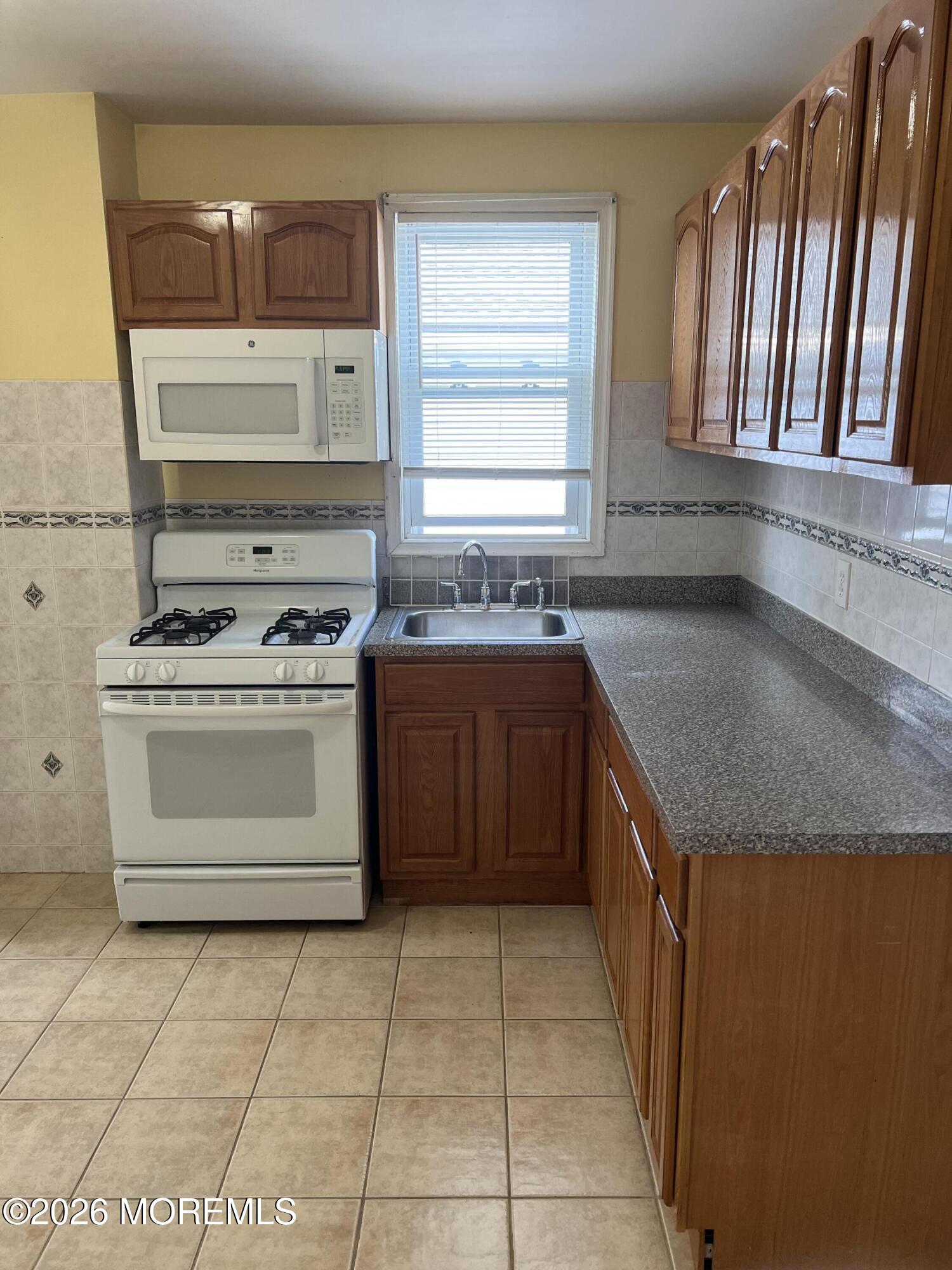 44 High Street New Brunswick NJ 08901