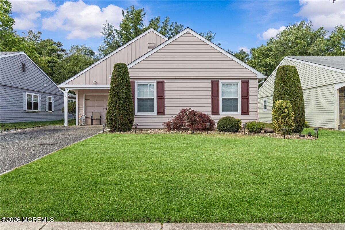 18 Banbury Avenue Manchester NJ 08759