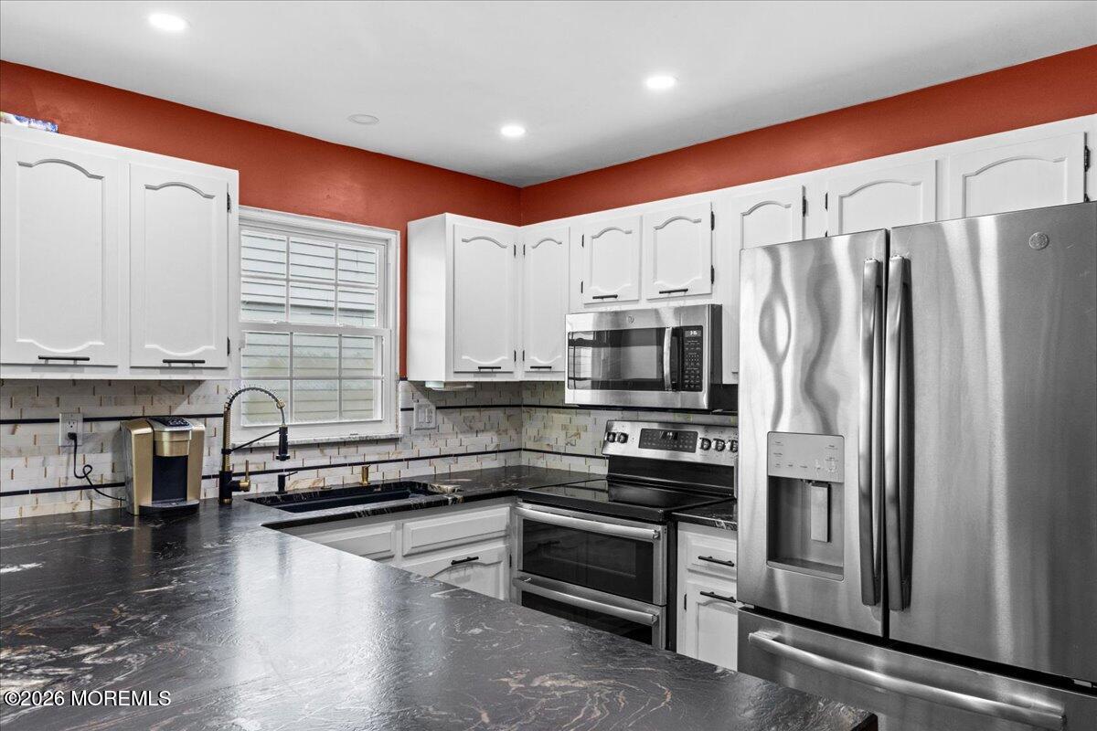 18 Banbury Avenue Manchester NJ 08759