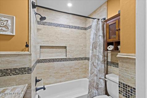 18 Banbury Avenue Manchester NJ 08759