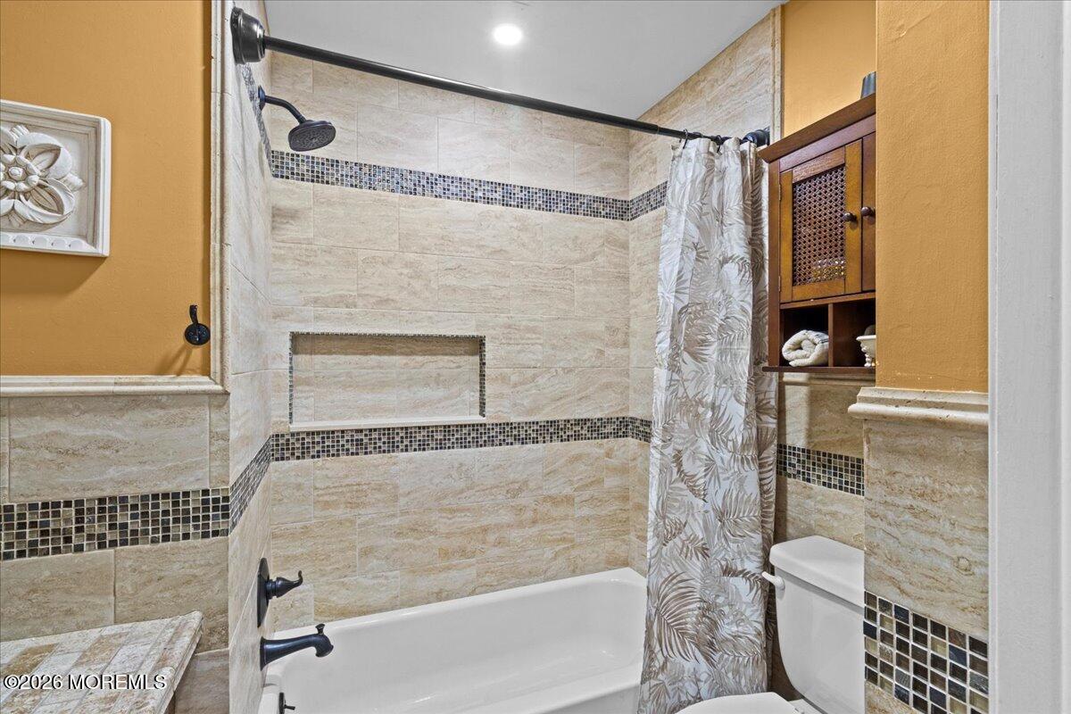 18 Banbury Avenue Manchester NJ 08759
