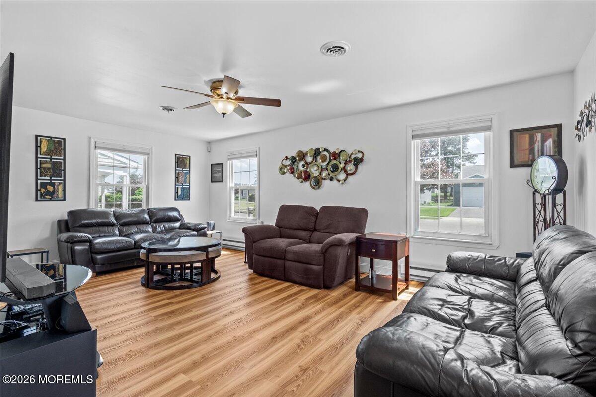 18 Banbury Avenue Manchester NJ 08759