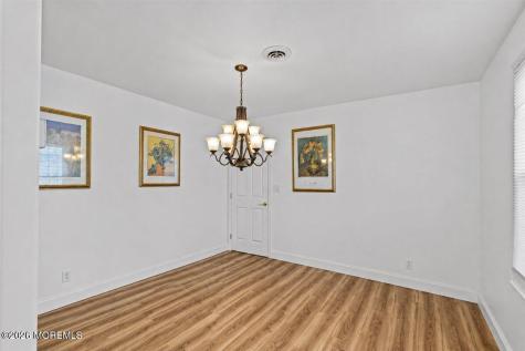 18 Banbury Avenue Manchester NJ 08759