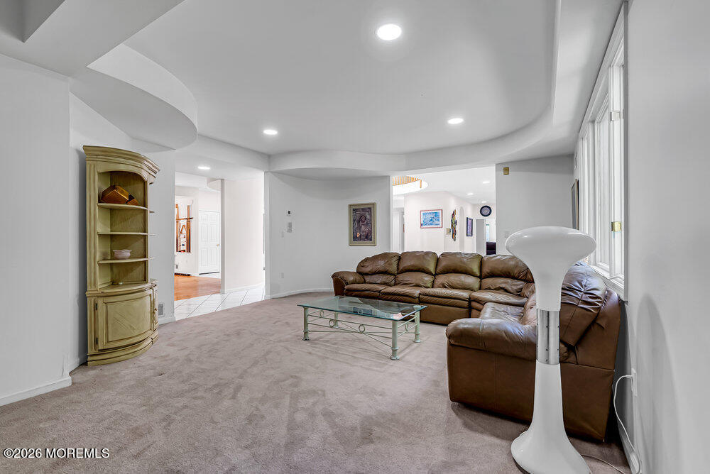 118 Mountainside View Morganville NJ 07751