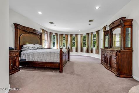 118 Mountainside View Morganville NJ 07751
