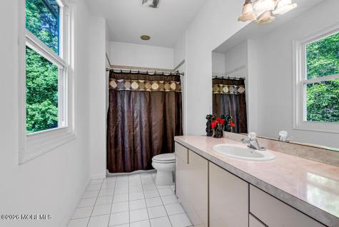 118 Mountainside View Morganville NJ 07751