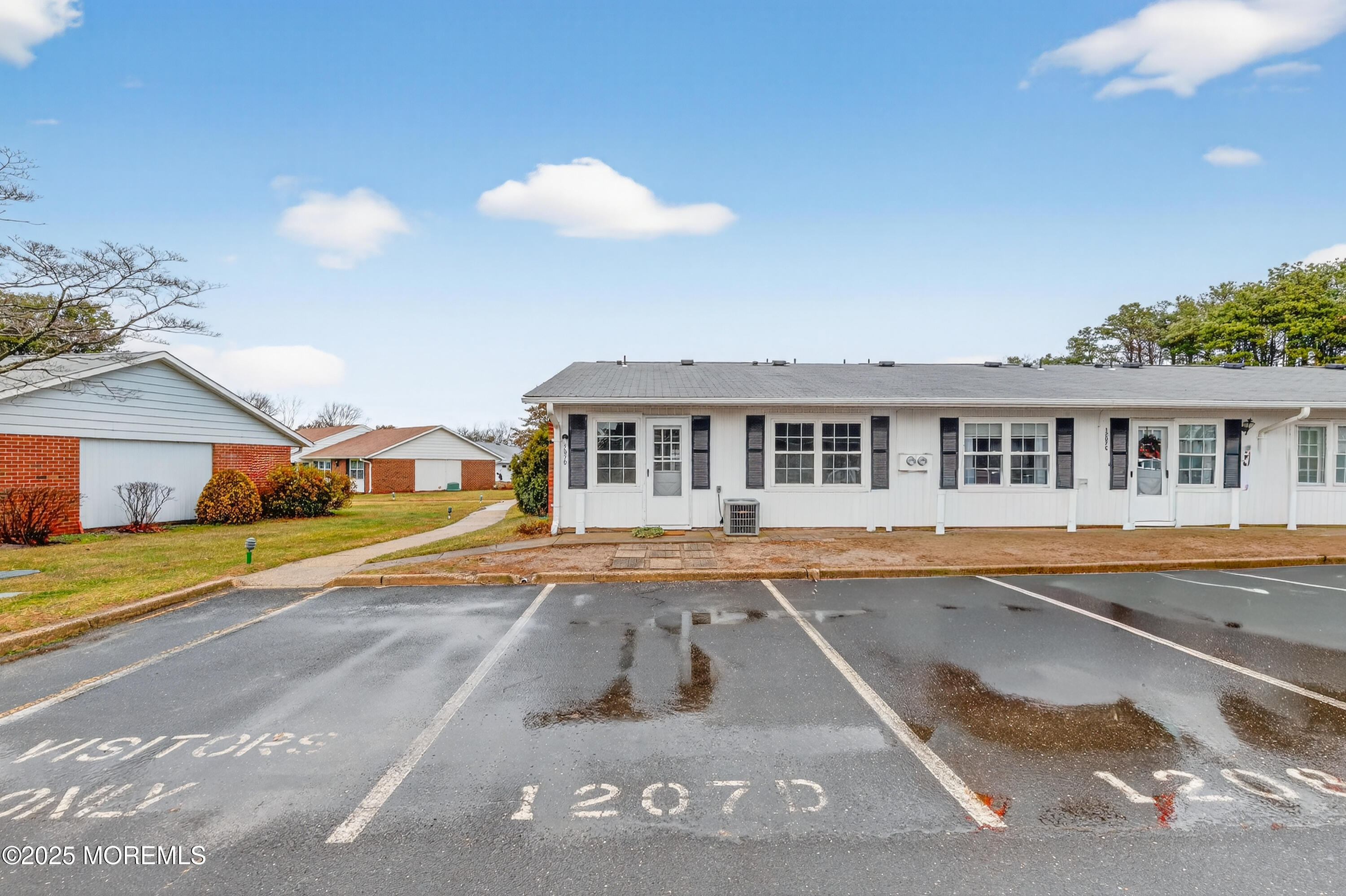 1207D Shetland Drive Lakewood NJ 08701