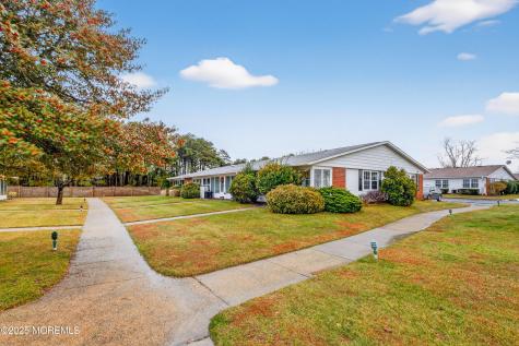 1207D Shetland Drive Lakewood NJ 08701