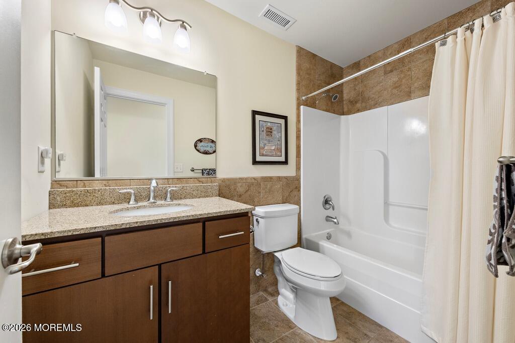 27 Joshua Drive Manahawkin NJ 08050