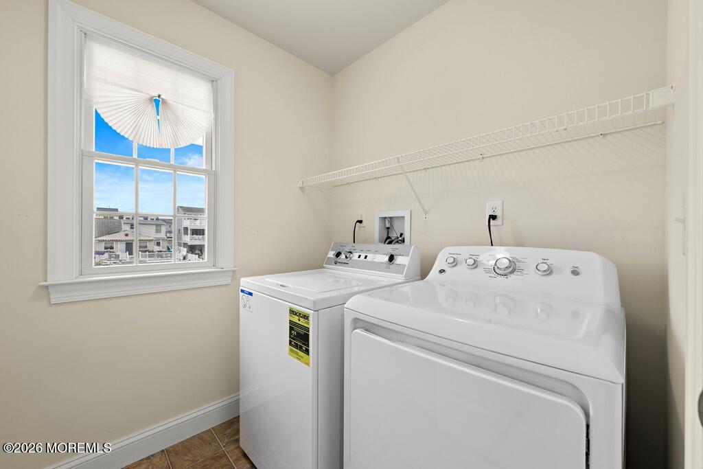 27 Joshua Drive Manahawkin NJ 08050