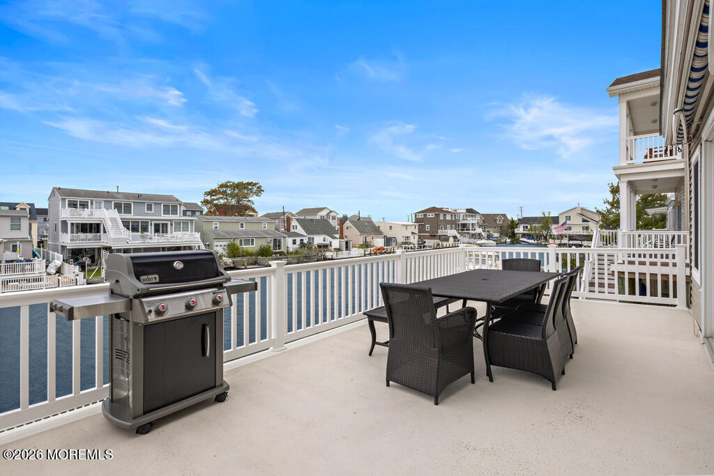 27 Joshua Drive Manahawkin NJ 08050