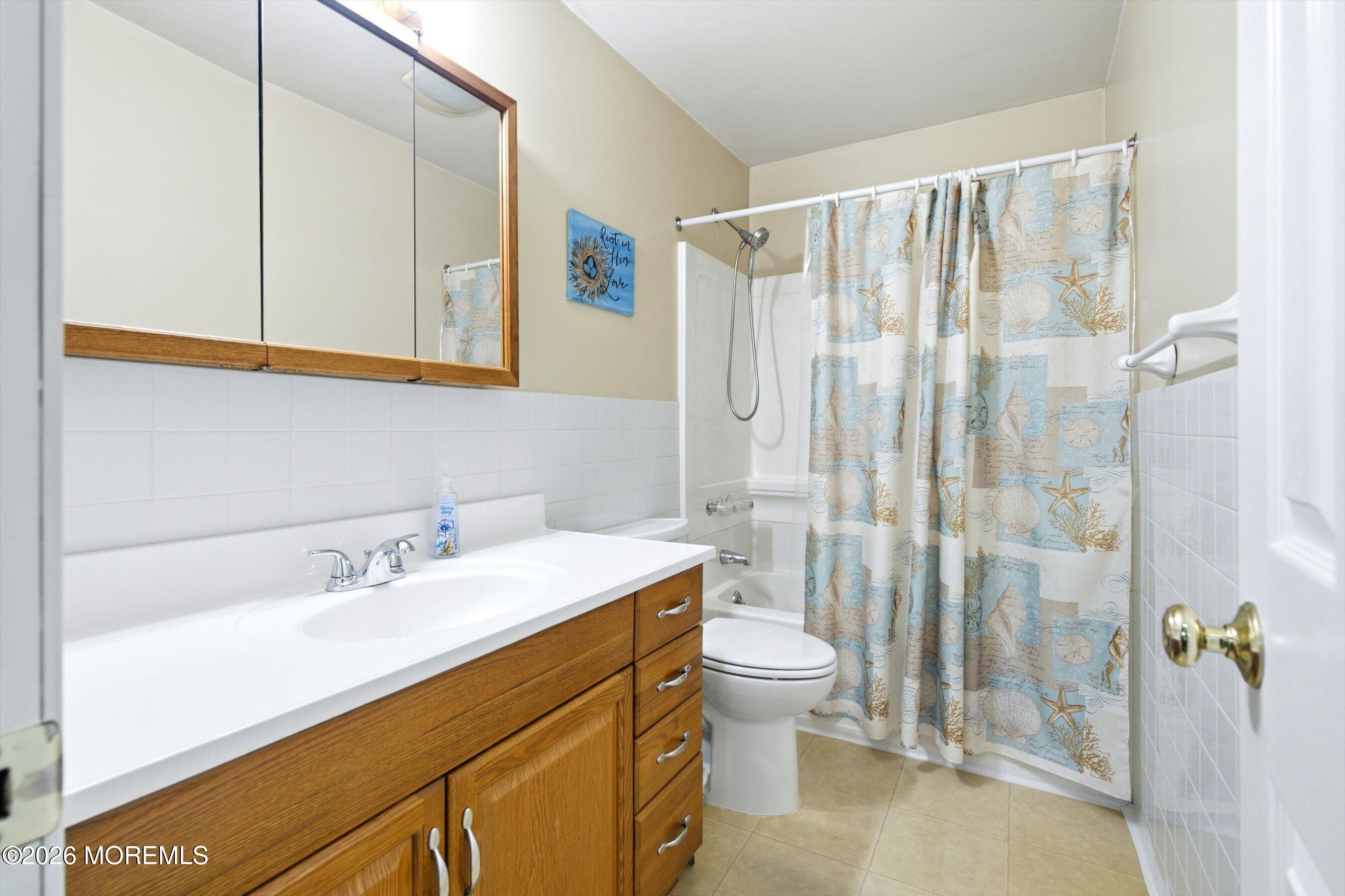 428 Tiller Avenue Beachwood NJ 08722