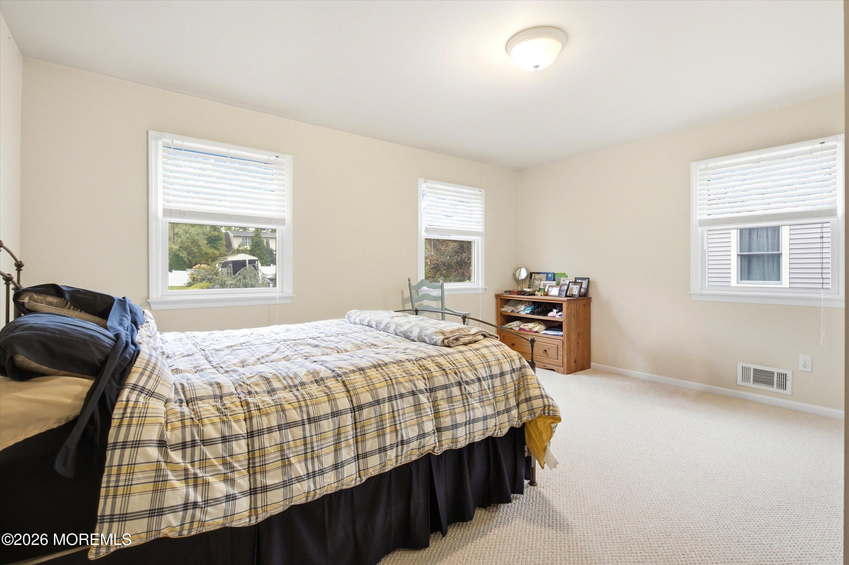 428 Tiller Avenue Beachwood NJ 08722