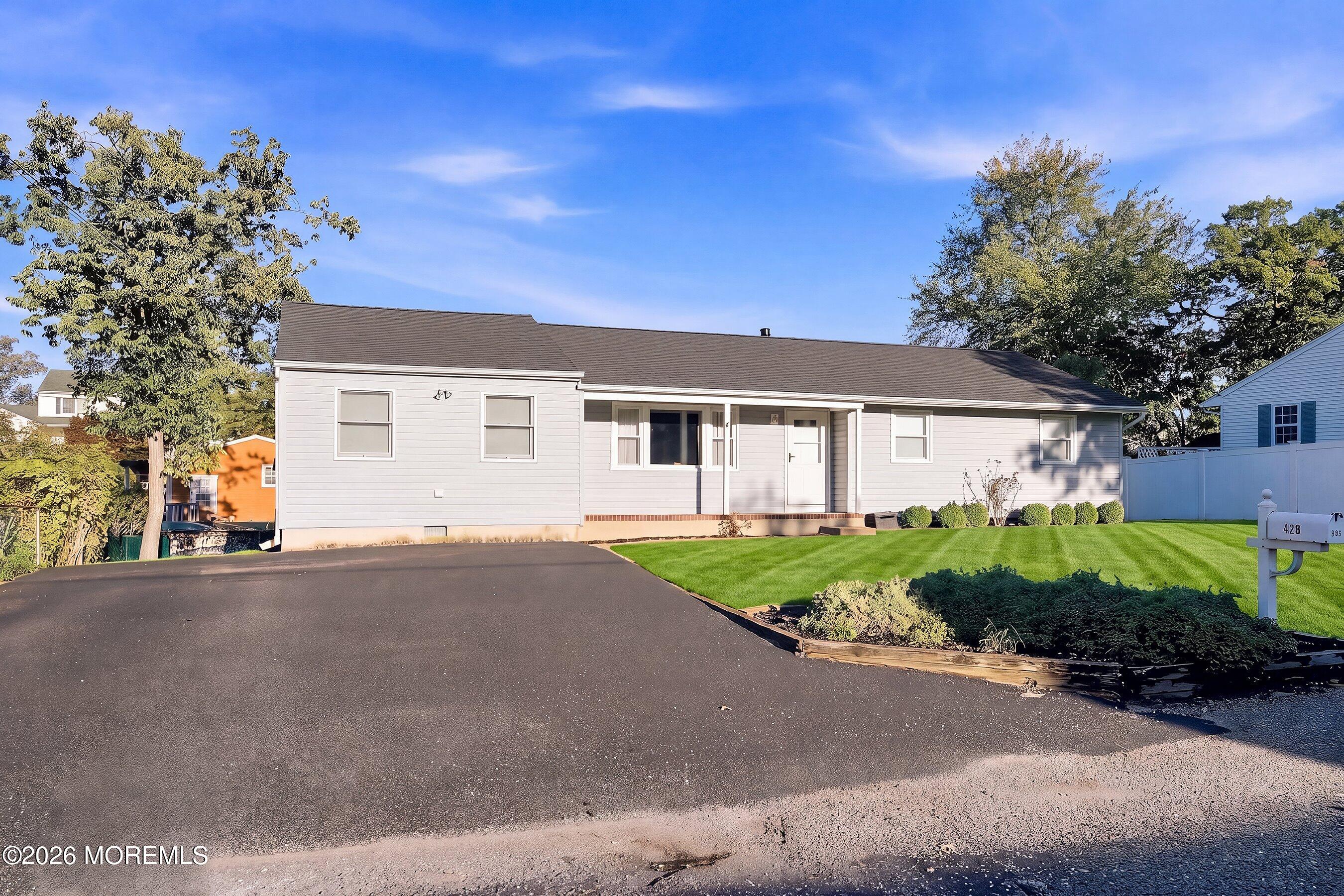 428 Tiller Avenue Beachwood NJ 08722