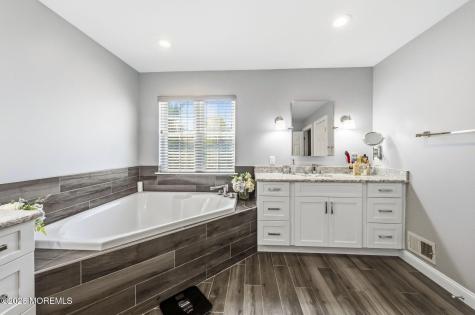 75 Columbia Court Freehold NJ 07728