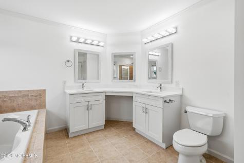 10 Etty Court Manchester NJ 08759
