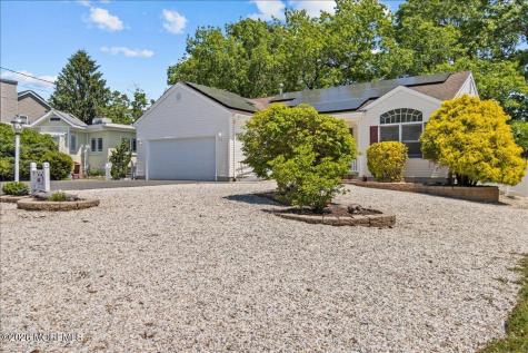 123 Mermaid Drive Manahawkin NJ 08050