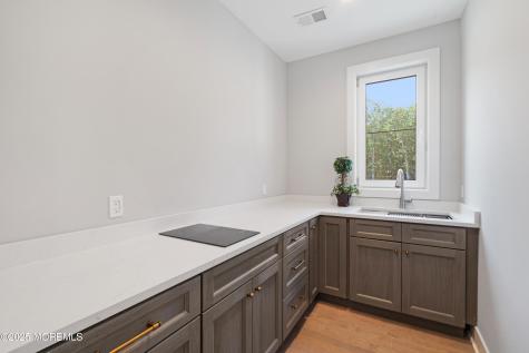 8 Haystack Court Howell NJ 07731