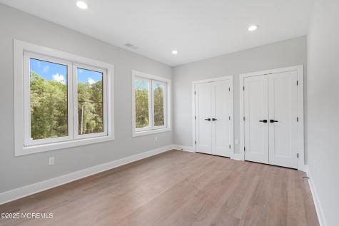 8 Haystack Court Howell NJ 07731