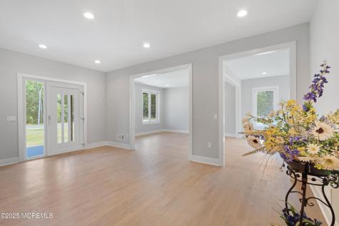 8 Haystack Court Howell NJ 07731