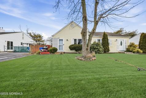 3243 Mystic Port Place Toms River NJ 08753