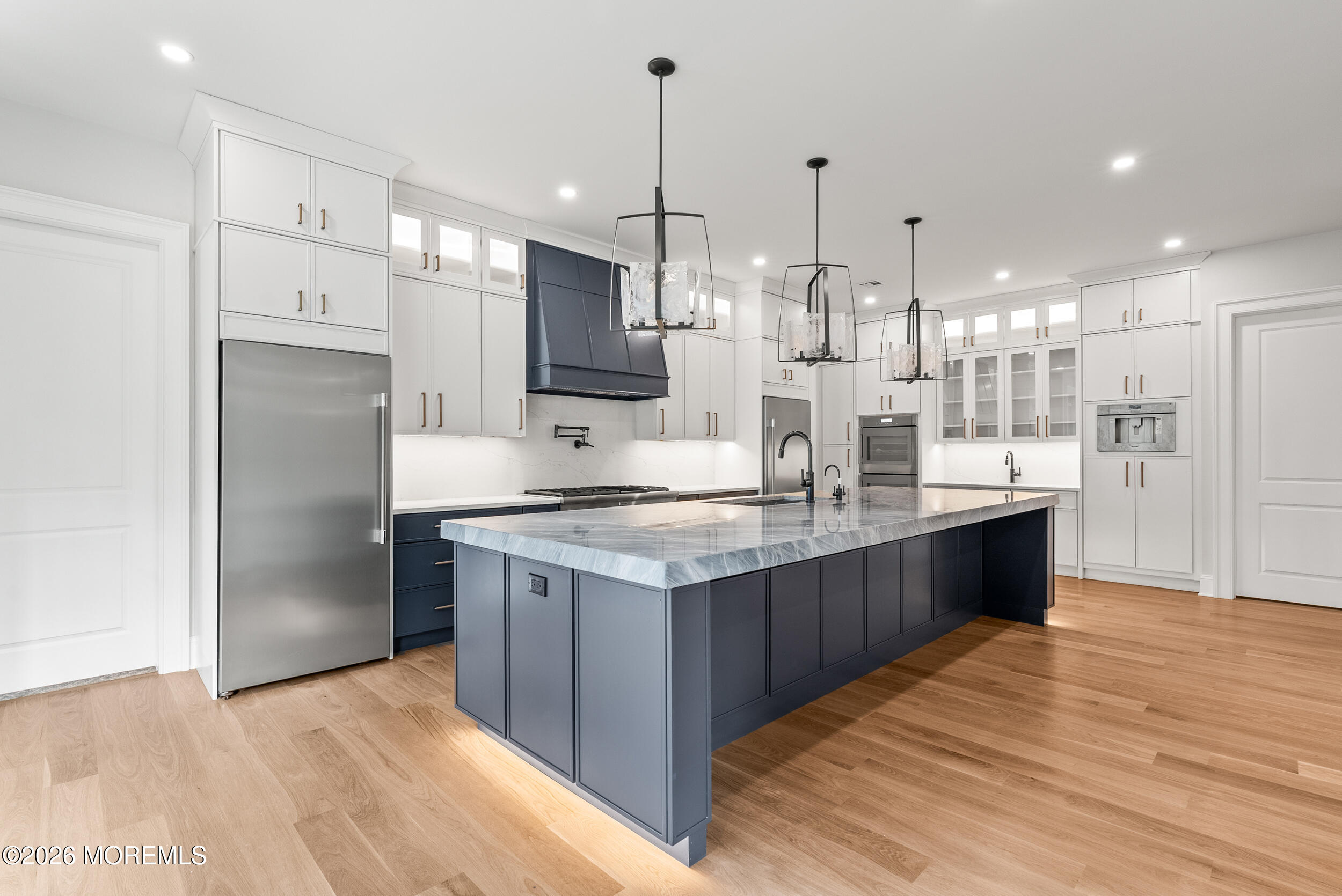 8 Buchhop Lane Red Bank NJ 07701
