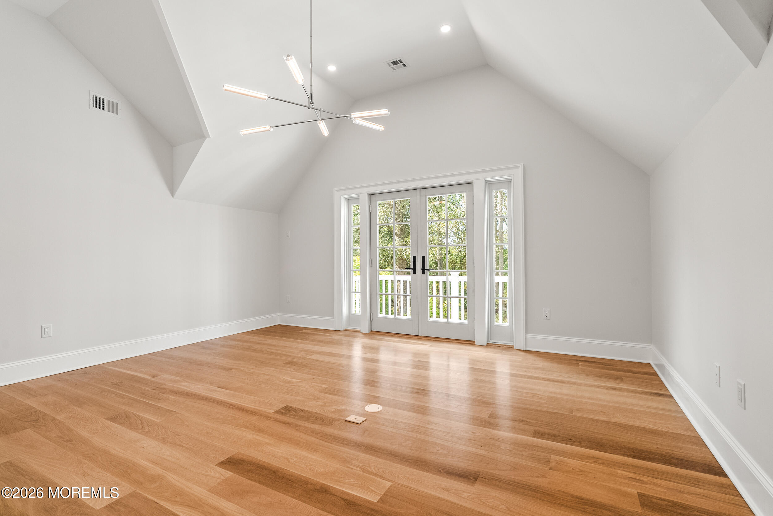 8 Buchhop Lane Red Bank NJ 07701