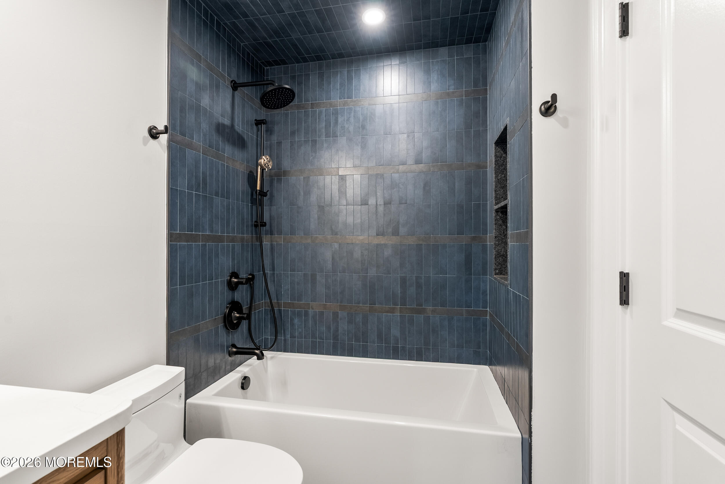 8 Buchhop Lane Red Bank NJ 07701