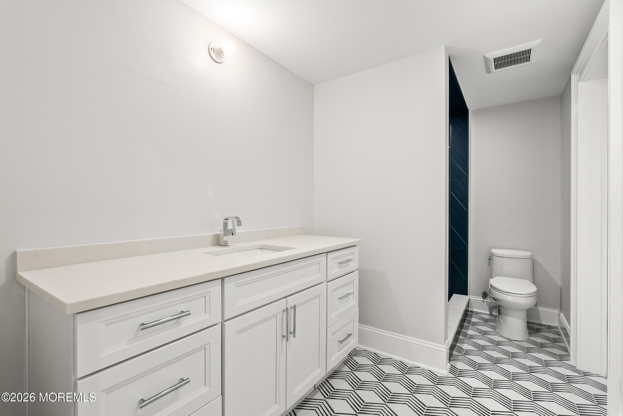 8 Buchhop Lane Red Bank NJ 07701