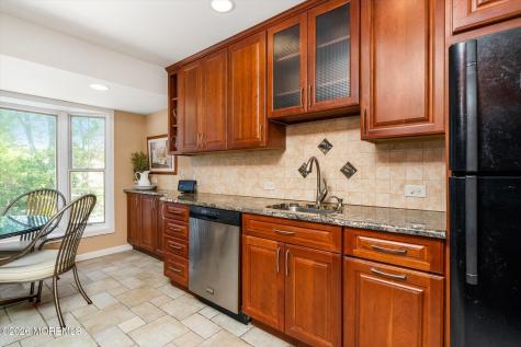 88 Stratford Drive Manalapan NJ 07726