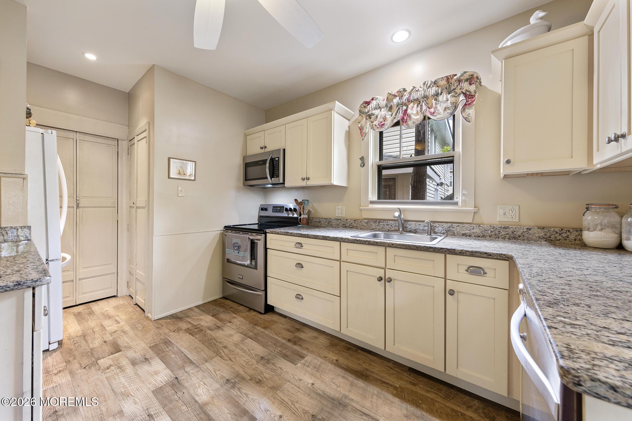 108 Clay Street Tuckerton NJ 08087