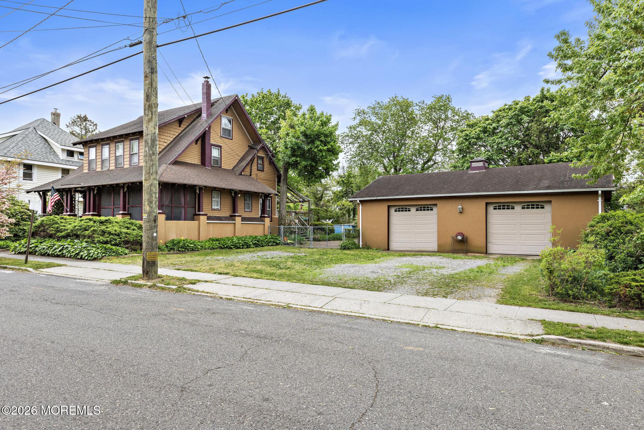 108 Clay Street Tuckerton NJ 08087
