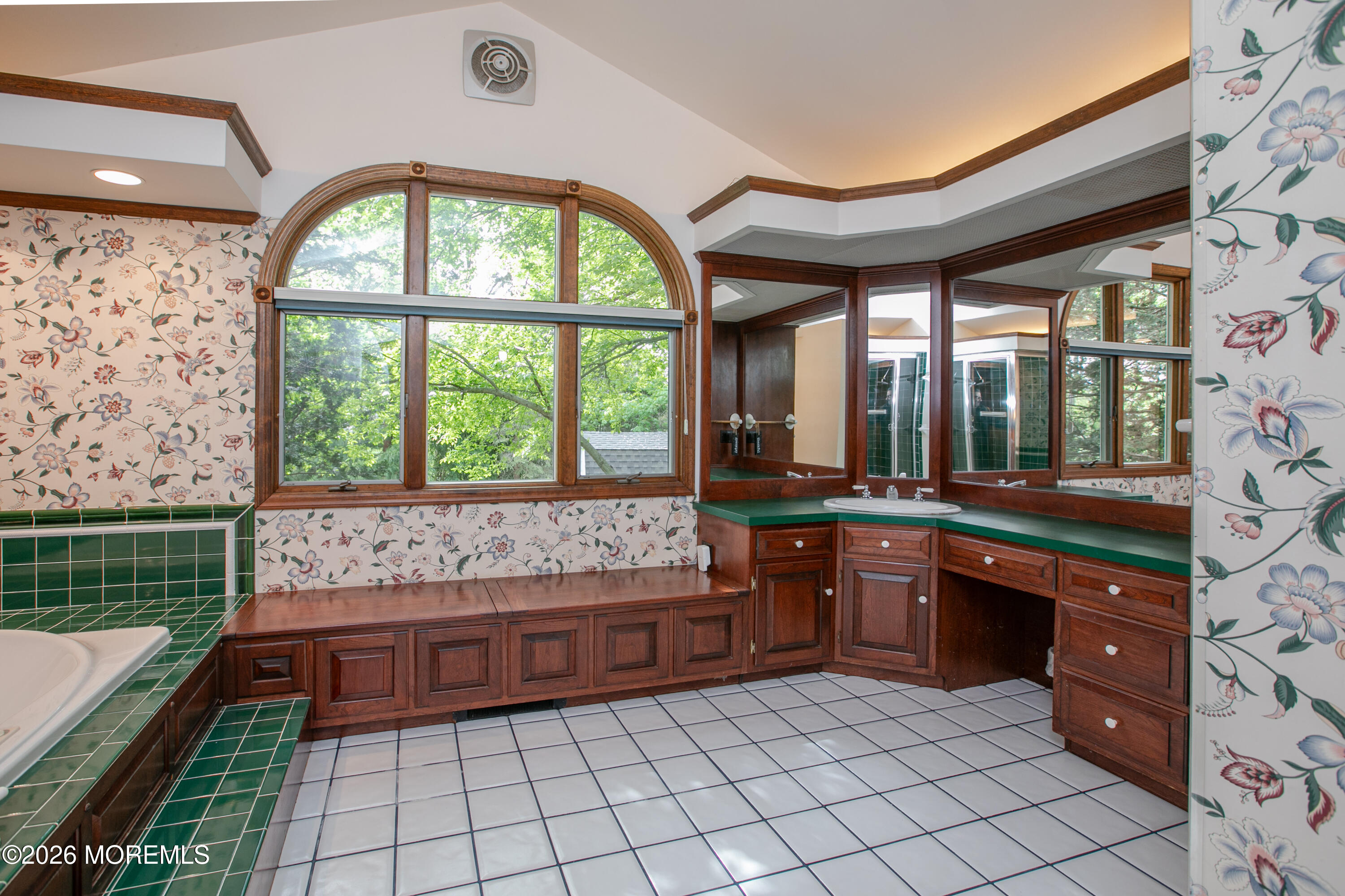 75 Lakeview Drive Allentown NJ 08501