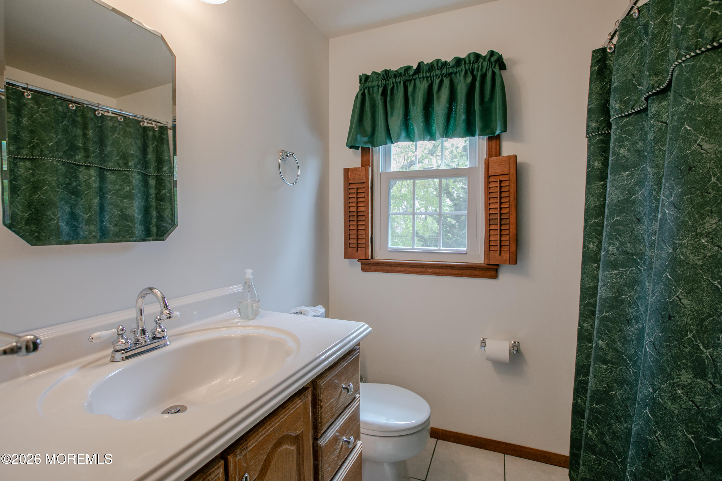 75 Lakeview Drive Allentown NJ 08501