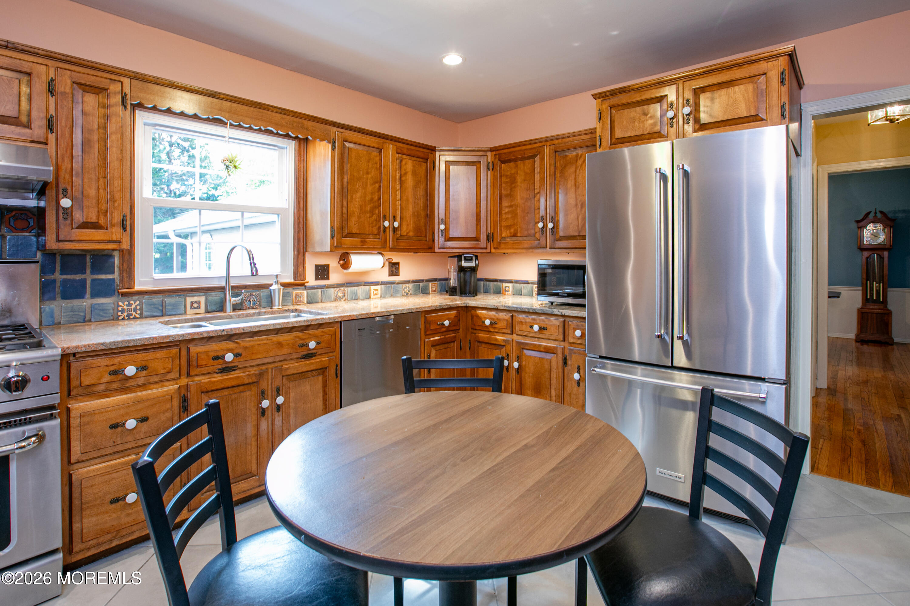 75 Lakeview Drive Allentown NJ 08501