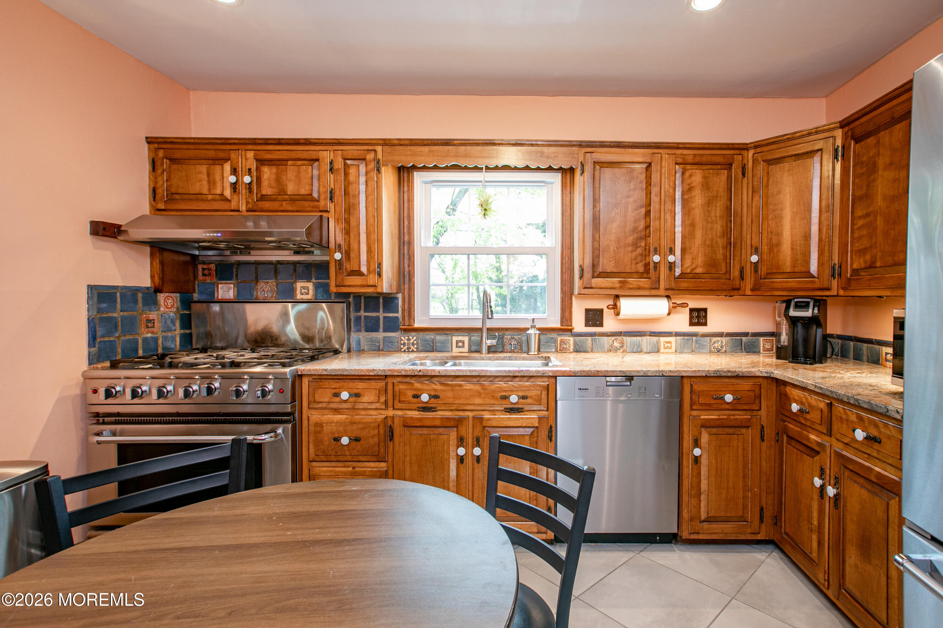 75 Lakeview Drive Allentown NJ 08501
