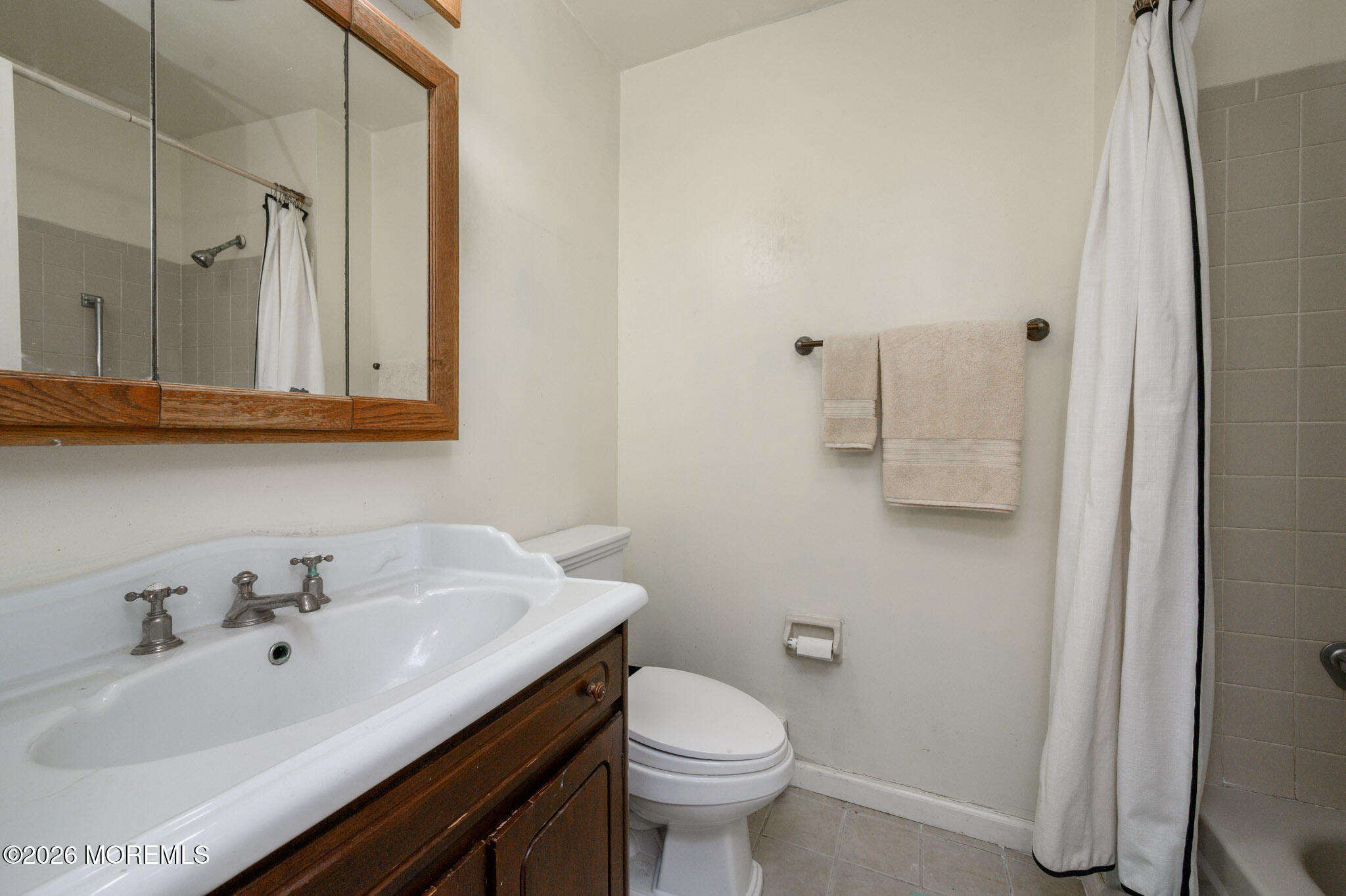 87 Chesterfield Lane Toms River NJ 08757