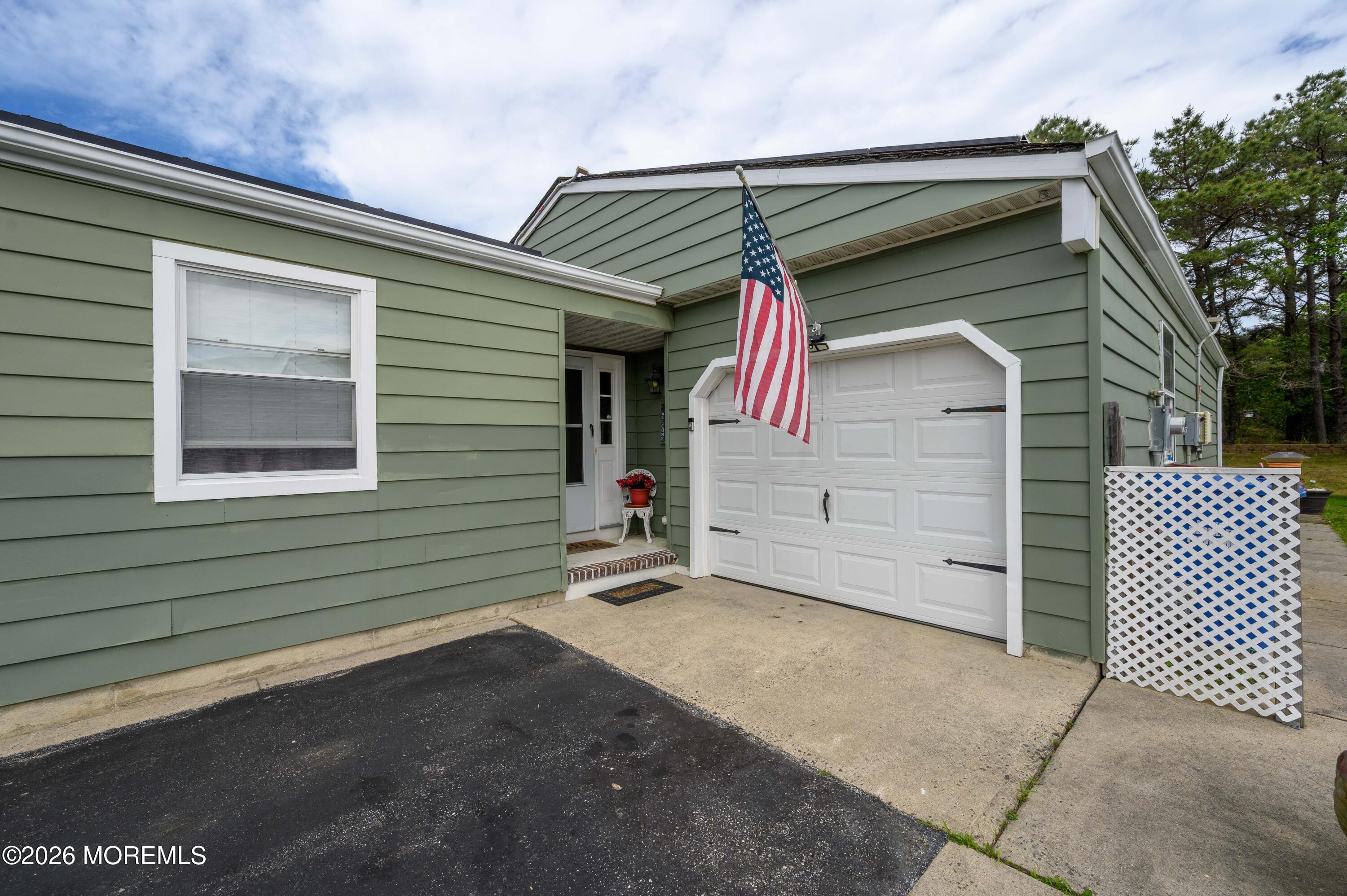 87 Chesterfield Lane Toms River NJ 08757