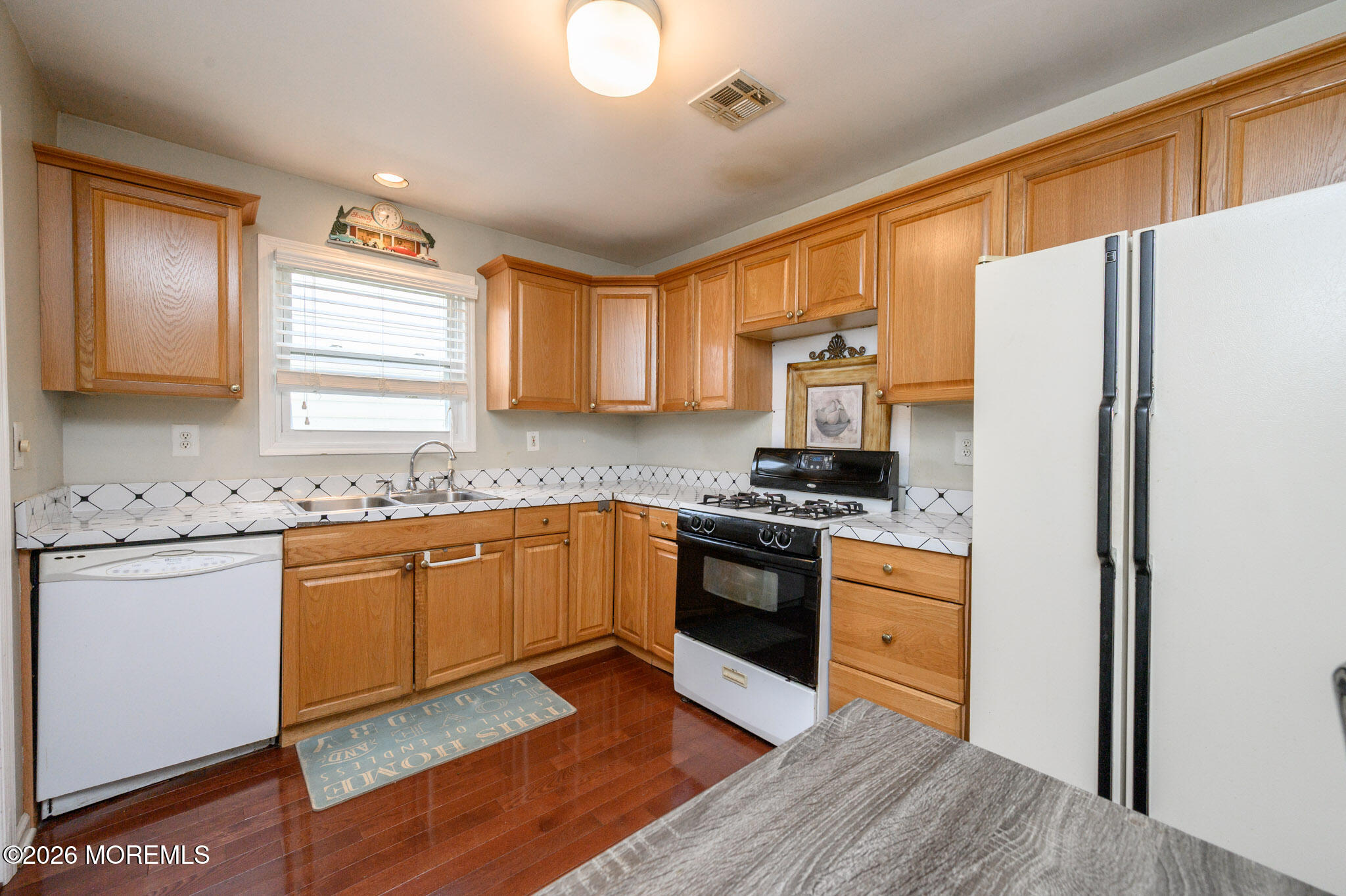 87 Chesterfield Lane Toms River NJ 08757
