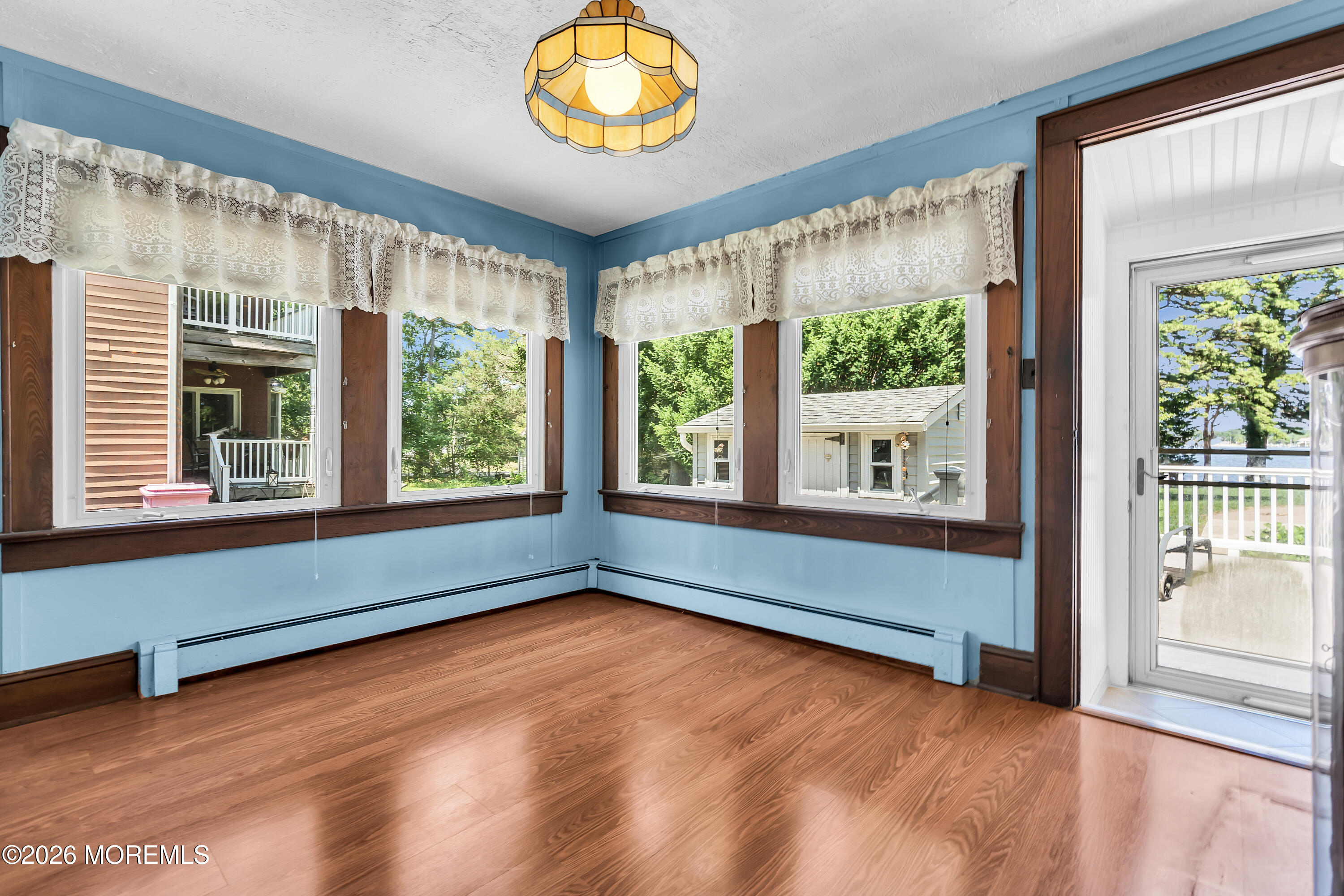 906 Lincoln Avenue Pine Beach NJ 08741