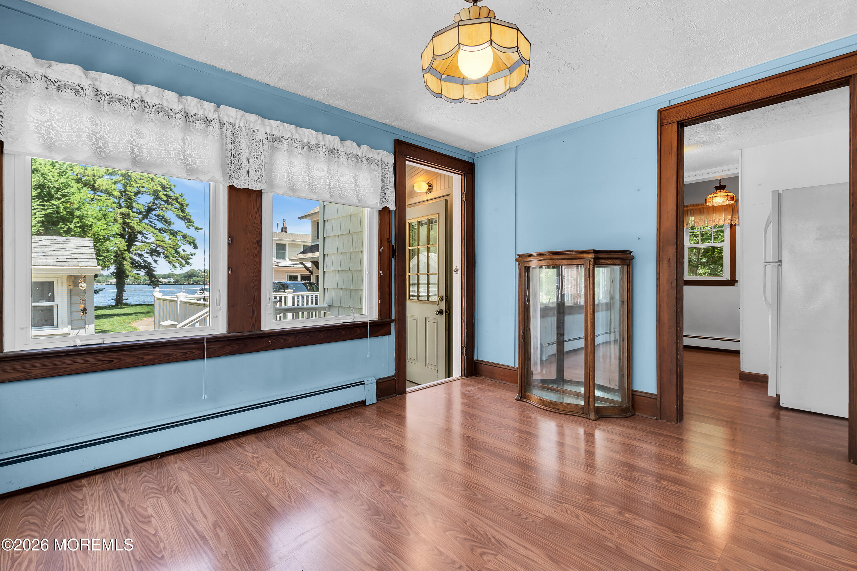 906 Lincoln Avenue Pine Beach NJ 08741