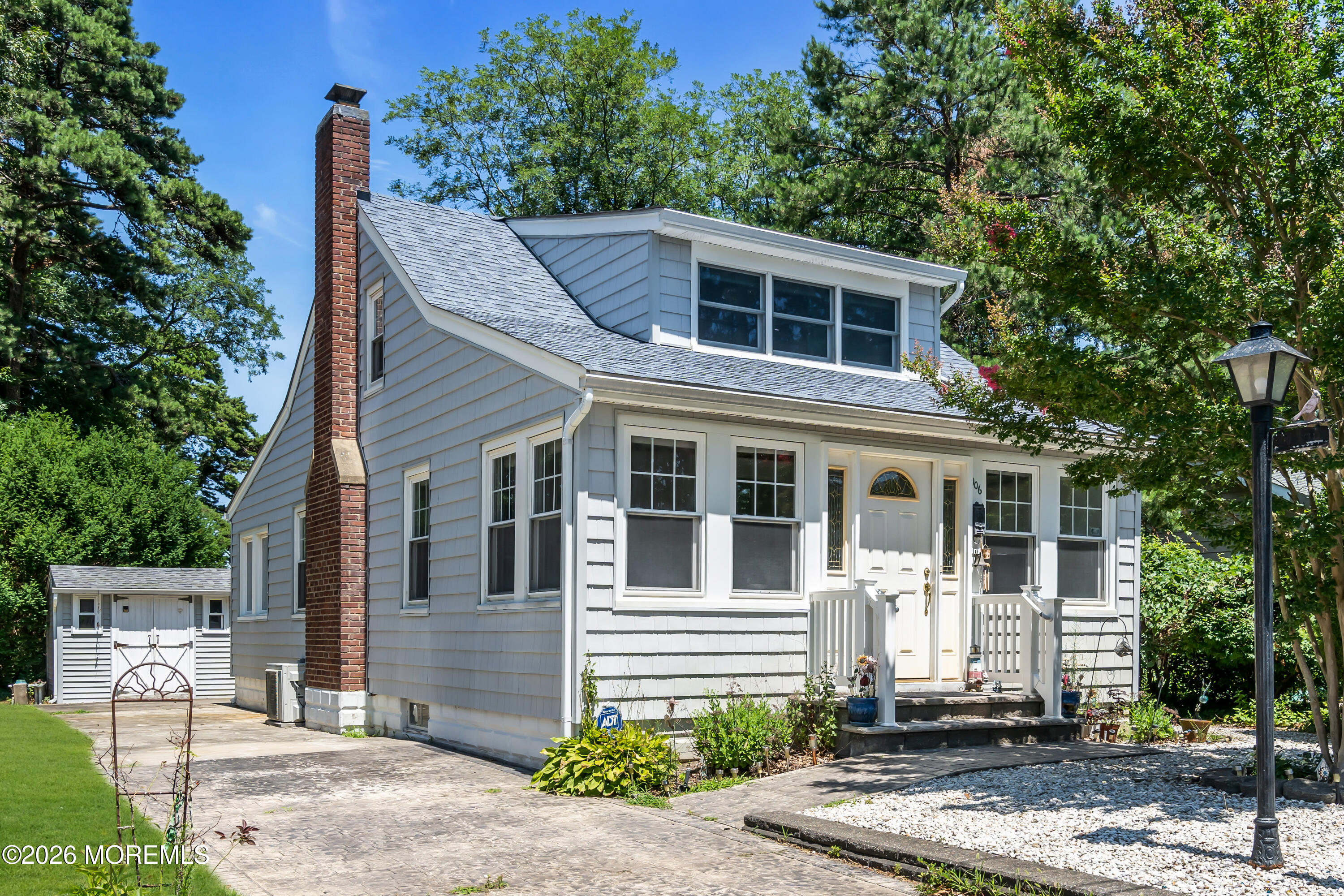 906 Lincoln Avenue Pine Beach NJ 08741